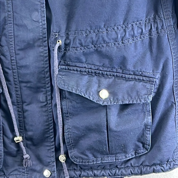 Divided by H & M Women’s Jacket / Coat Size 4 Navy Blue Faux Fur Lining - Picture 5 of 14